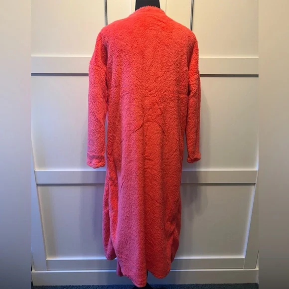 Fuzzy 3 Piece Loungewear Set Size S NWOT - Picture 6 of 7